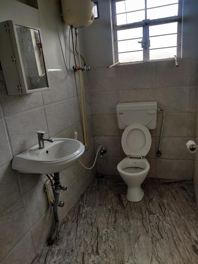 Travellers Bed And Breakfast Shillong Exterior foto